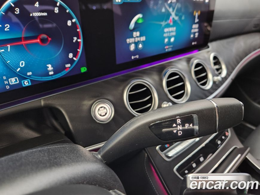Mercedes-Benz E-Class W213 E250 AMG Line (10.2022)