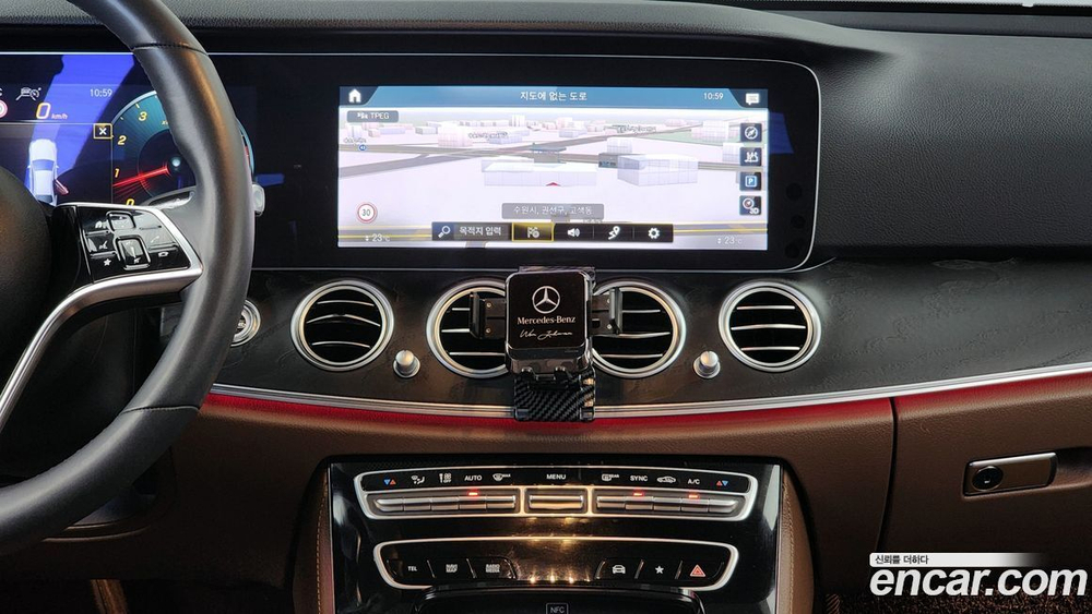 Mercedes-Benz E-Class W213 E250 Avangarde (03.2022)