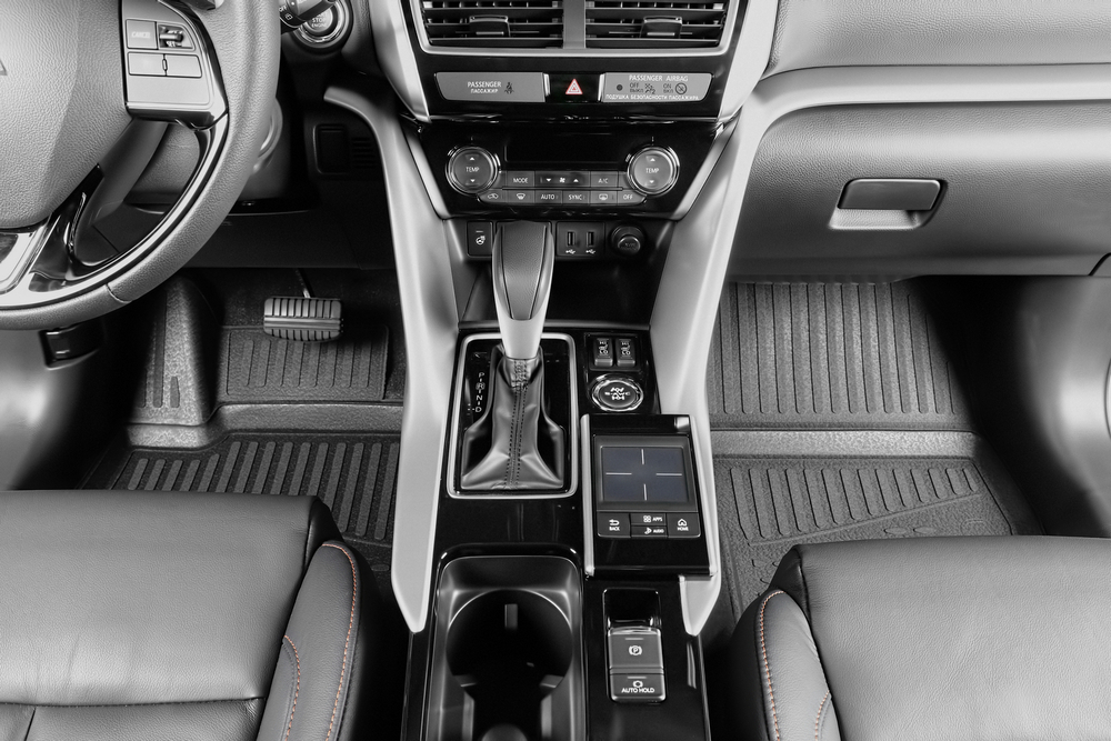 Коврики Premium, 3D в салон AUDI Q3, 2015- , внедор., АКПП, 4 шт. (непревзойденный стиль, полиуретан, чёрные) Element.TRIUMF.CARAUD00001