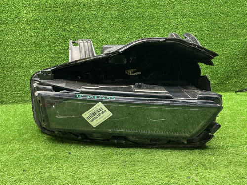 Битая Фара правая Zeekr 009 (2022-н.в.) LED