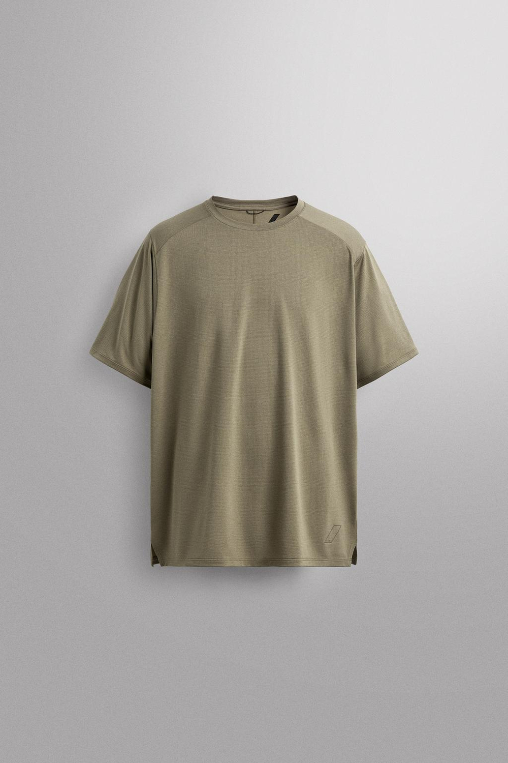 ZARA ТЕХНИЧЕСКАЯ ФУТБОЛКА ИЗ РЕЛЬЕФНОЙ ТКАНИ, ХАКИ