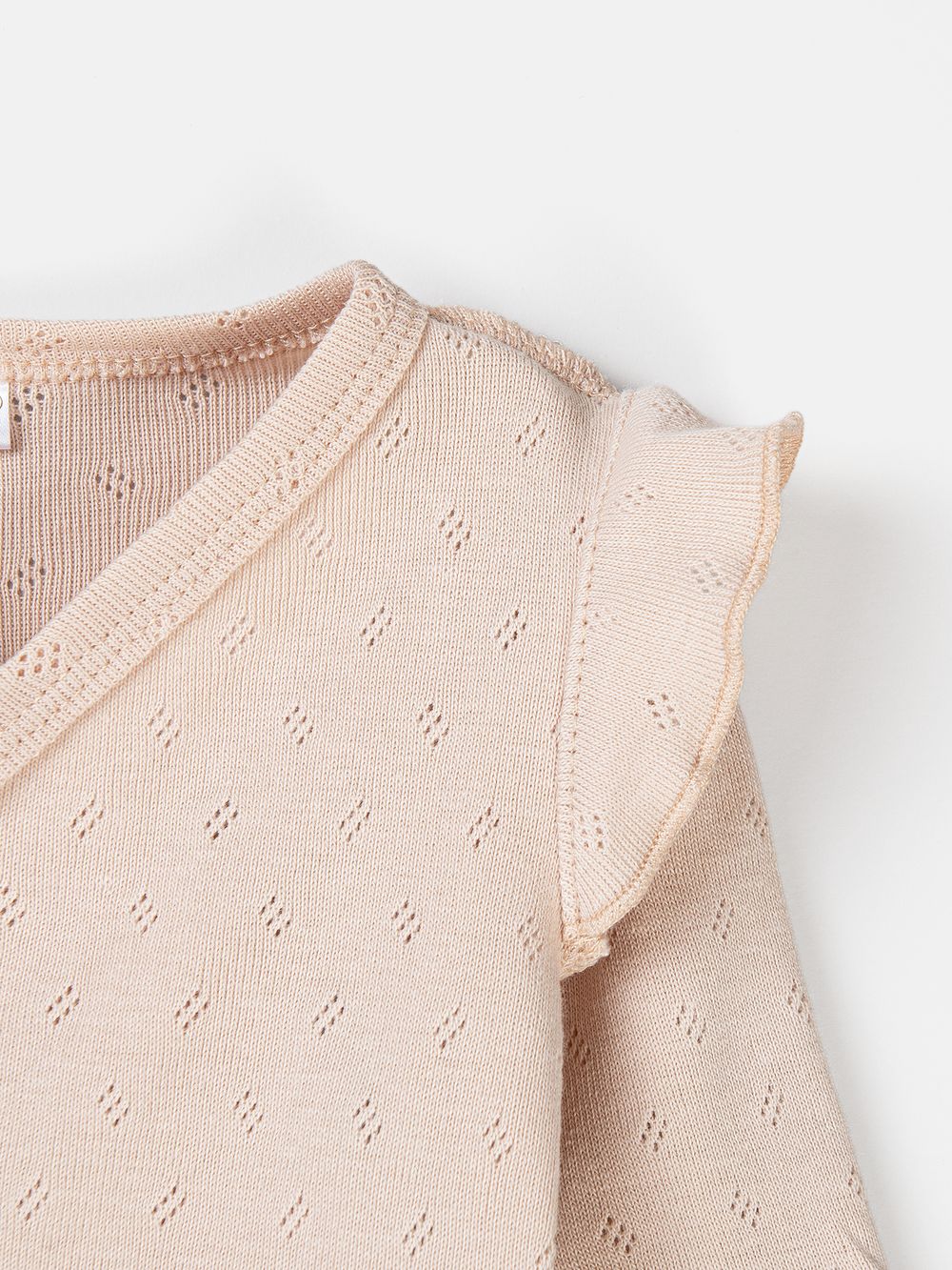 Слип на кнопках с крылышками "Нюд" из ажурного хлопка 0+