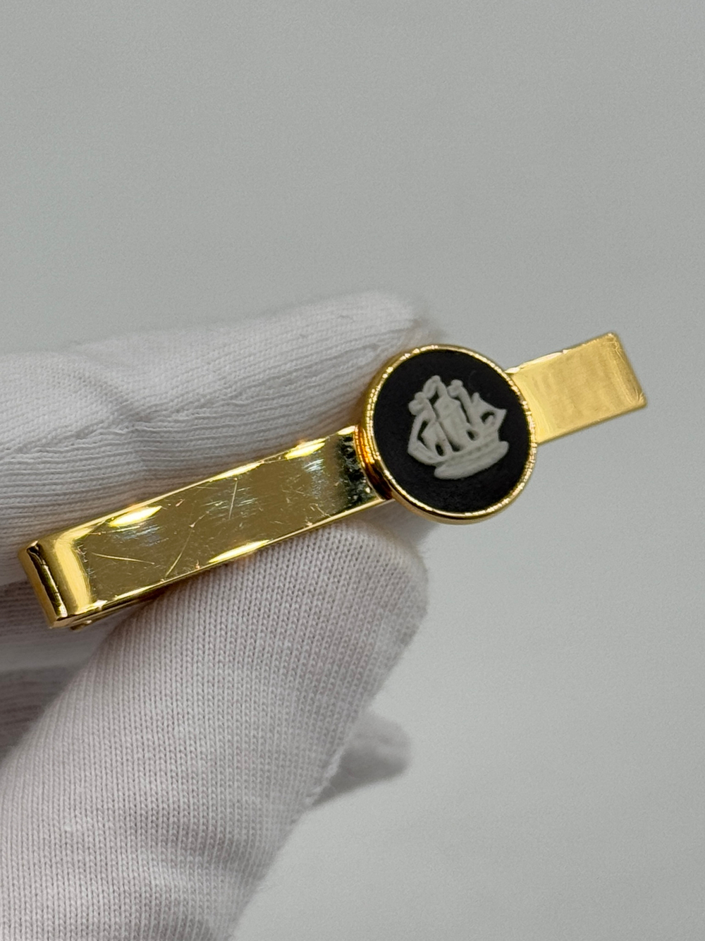 Зажим для галстука Wedgwood