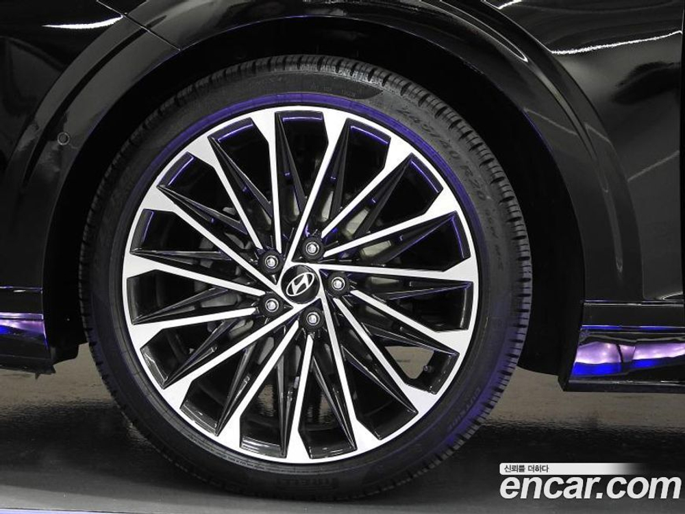 Hyundai Grandeur (Azera) Hybrid (GN7) Calligraphy (10.2023)