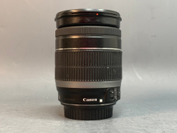 Canon EF-S 18-200mm 3.5-5.6 IS