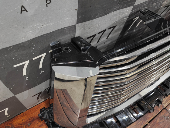 Решетка радиатора Tank 500 21-нв Б/У Оригинал 5509200XKV3CA