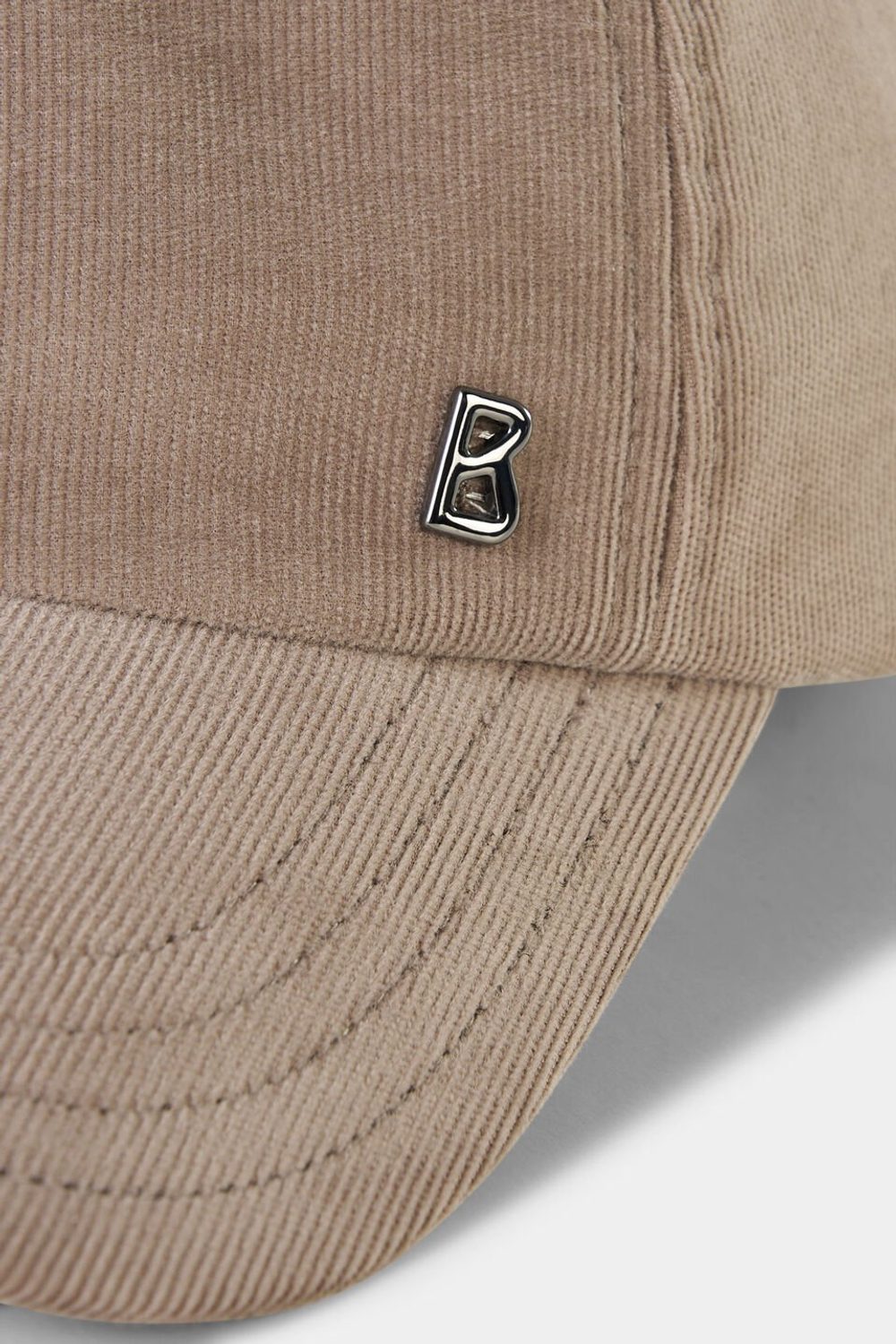Кепка BOGNER RALF-3 в бежевом цвете