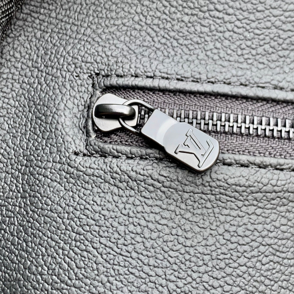 Louis Vuitton Dopp Kit Toilet Pouch