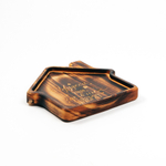 Менажница из кедра для подачи блюд и закусок с гравировкой "Чудеса там, где в них верят"