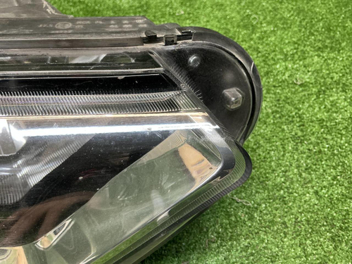 Фара правая Lada Niva Travel (20-нв) галоген