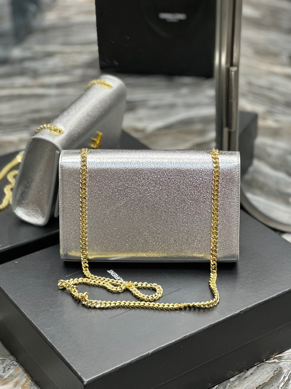 Saint Laurent Kate Medium Bag 24 cm