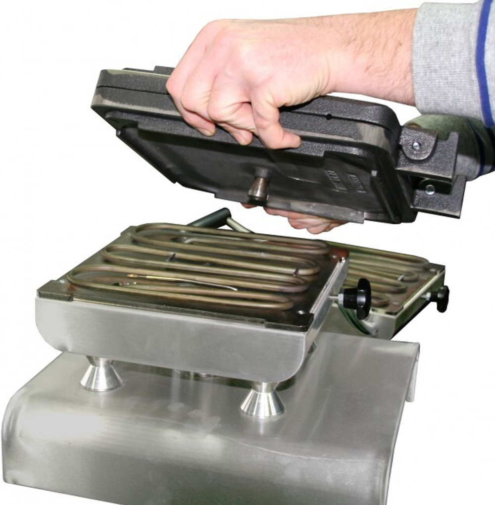 Вафельница NEUMARKER 12-40702DT б/у