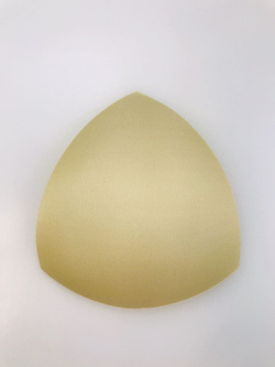 Чашечки треугольные бежевые 75 (А)