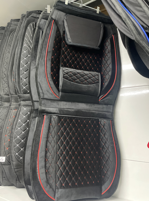 AA - 03 Красный / Комплект чехлов на Передние сиденья, ткань черная, строчка красная, замша, 2 предмета, серия: эко ком-фо (за комплект) Оптом