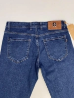 Джинсы классические