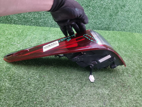 Фонарь левый внешний Lexus ES 7 (2018-2024)