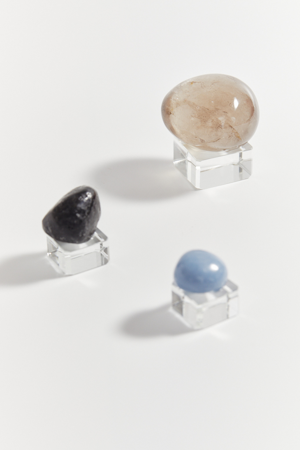 Подставка под камни