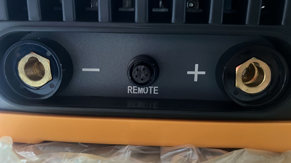 Сварочный инвертор HUGONG POWER STICK 300 III