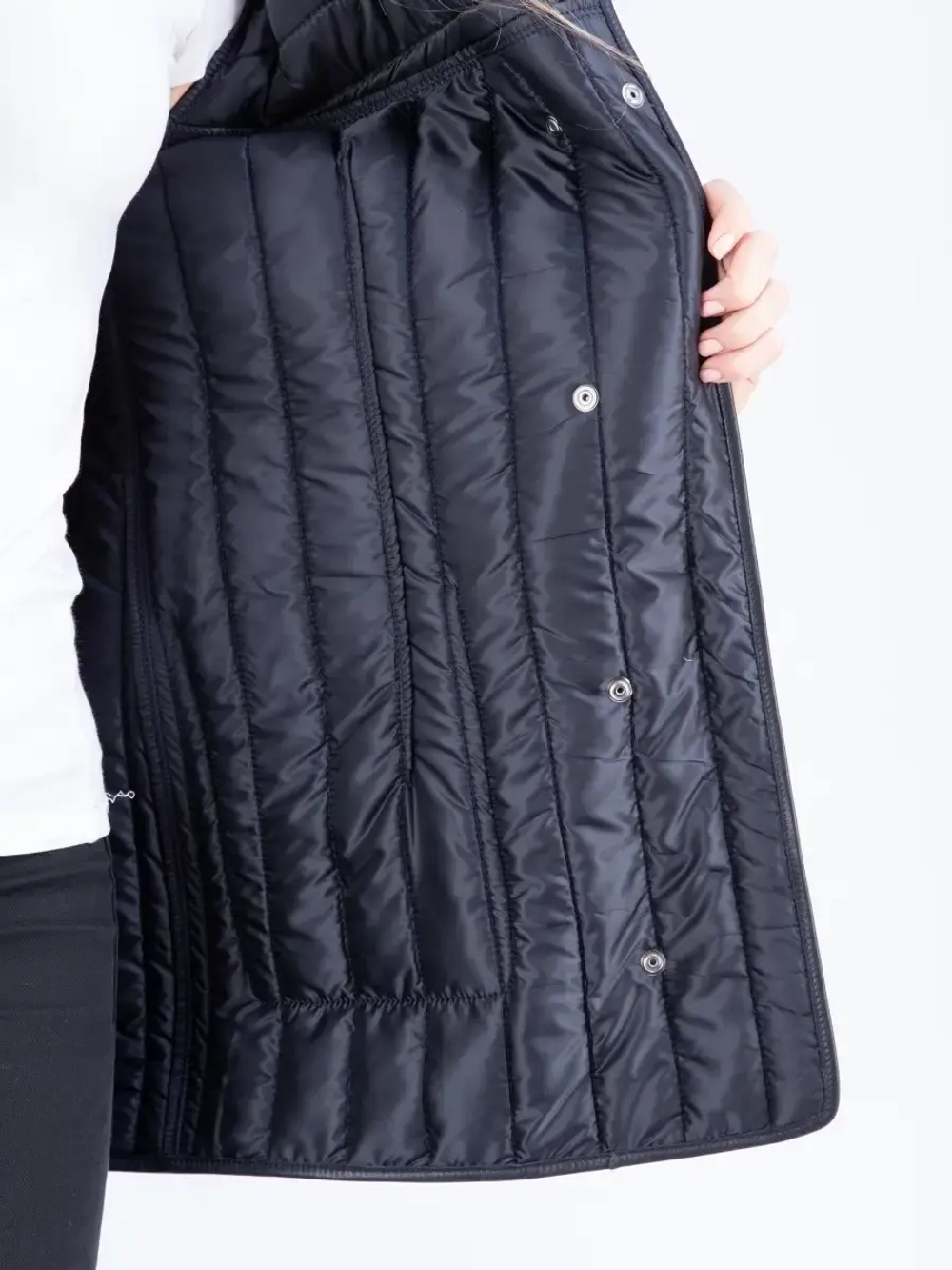 Куртка женская кожаная стеганая