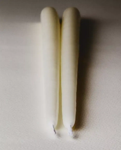 ZARA HOME НАБОР ДЛИННЫХ ДЕКОРАТИВНЫХ СВЕЧЕЙ ( 2 ШТ.), БЕЛЫЙ