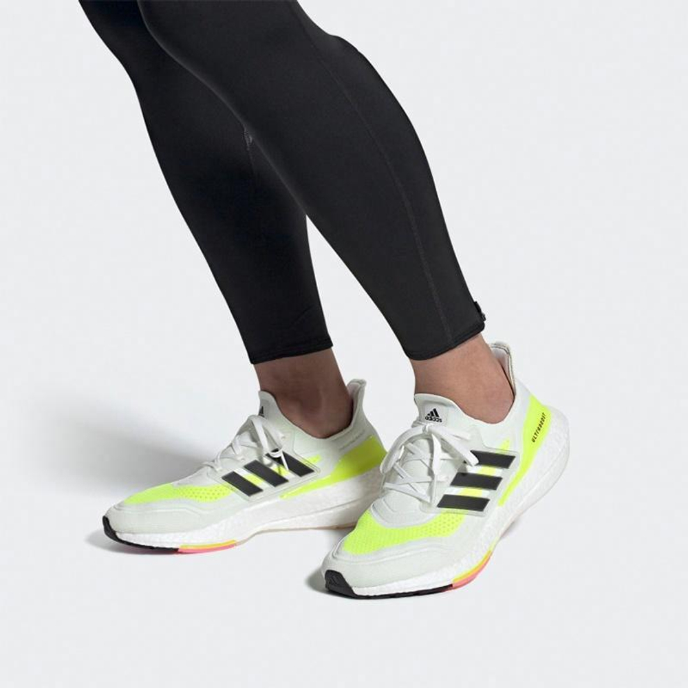 Кроссовки Adidas Ultraboost 21