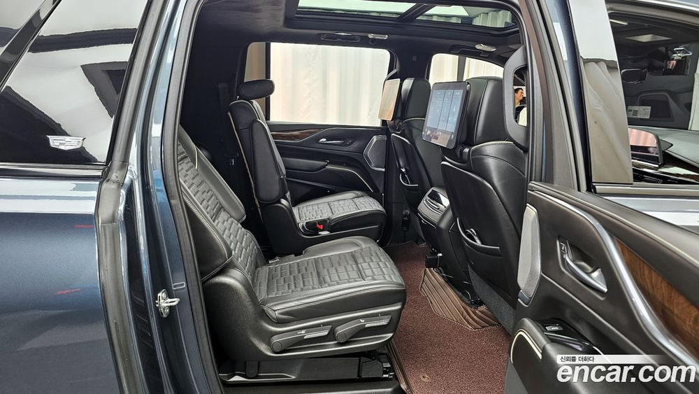 Cadillac Escalade 5 Generation 6.2 ESV (07.2021)
