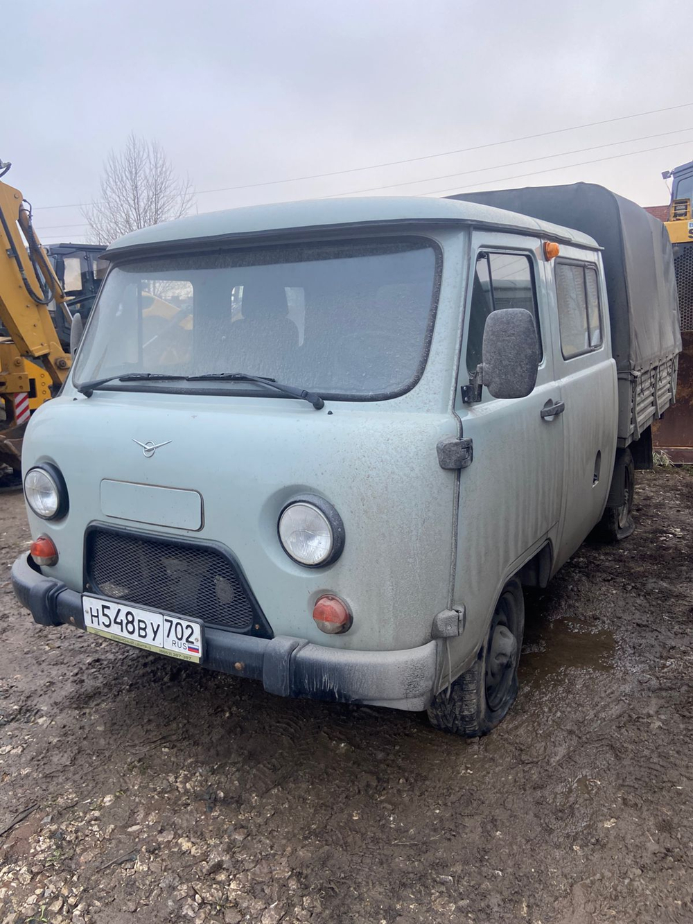 UAZ 3909* Бортовой 390945 (Тент, 4+1 мест, без ABS, Бензиновый, 2,7 л, 112 л.с.)