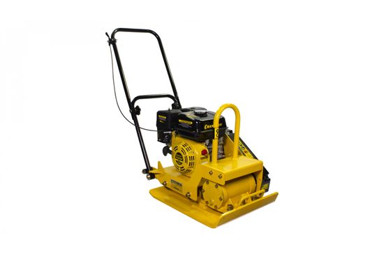 Виброплита бензиновая "CHAMPION" PC8742F