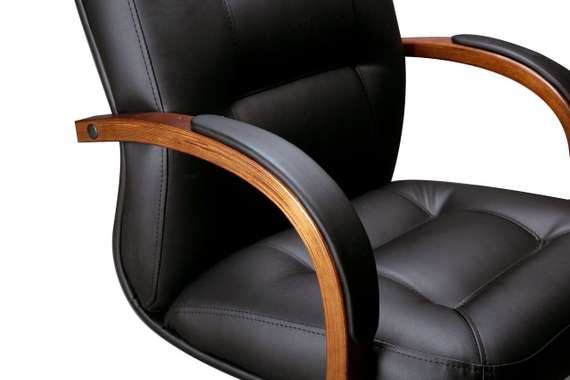 Кресло для руководителя VICTORIA B LAGUNA