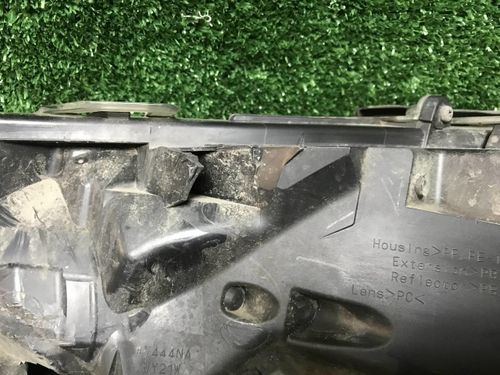 Фара правая Toyota RAV4 5 XA50 (18-нв) LED