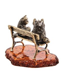 Народные промыслы AM-3090 Фигурка «Коты на скамье» (латунь, янтарь)