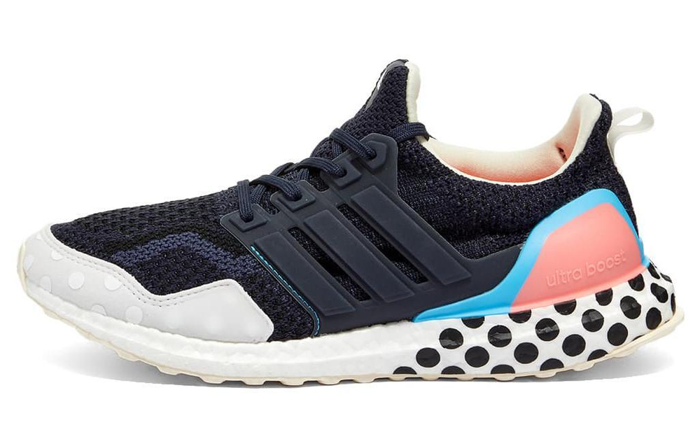 Кроссовки Adidas Ultraboost 5.0 Dna (Женская размерная сетка)