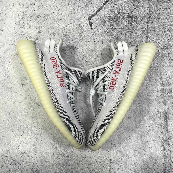 Кроссовки Adidas Yeezy 350 V2 zebra