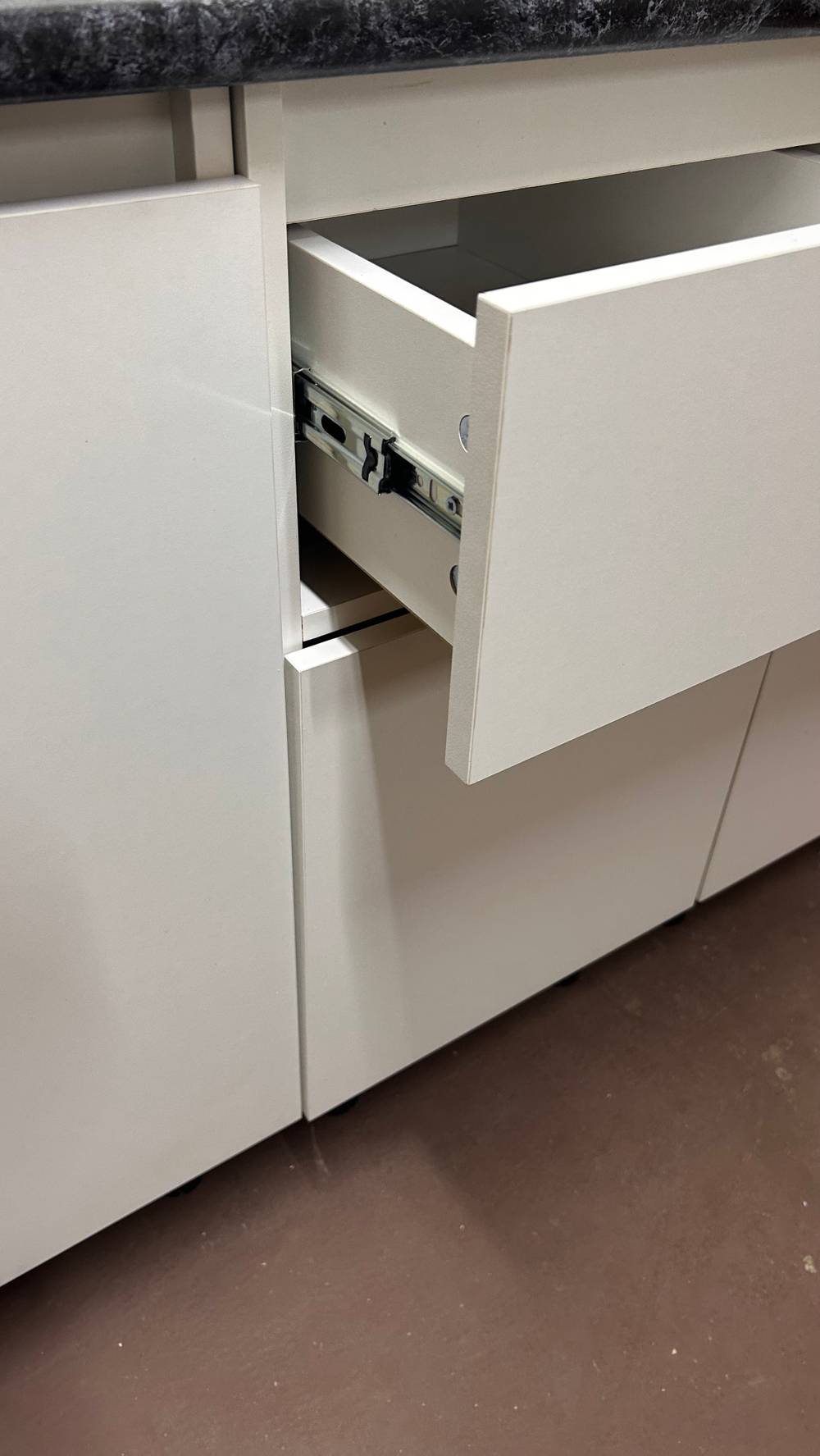 Кухонный гарнитур 2000 (белый)