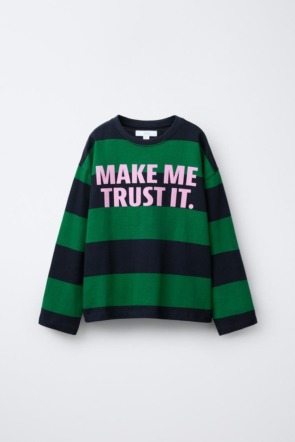 ZARA ЛОНГСЛИВ ИЗ ПЛОТНОЙ ТКАНИ В ПОЛОСКУ С НАДПИСЬЮ, ЗЕЛЕНЫЙ