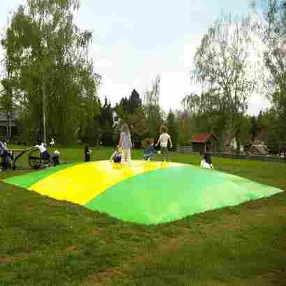 Надувная подушка для установки в грунт «Зелёная опушка», 11×7×2 м