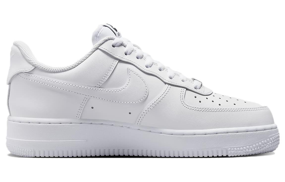 Кроссовки Nike Air Force 1 '07 Flyease (Женская размерная сетка)