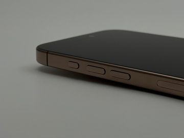 iPhone 16 Pro Max 256Gb Desert Titanium