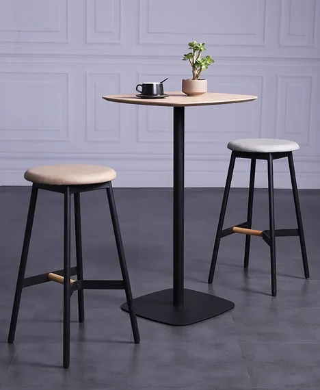 Барный стол Studio, 60х60х103 см, светлое дерево/черный