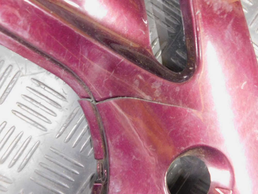 Пластик задний левый Kawasaki ZZR 400 98 36001-1493 053045