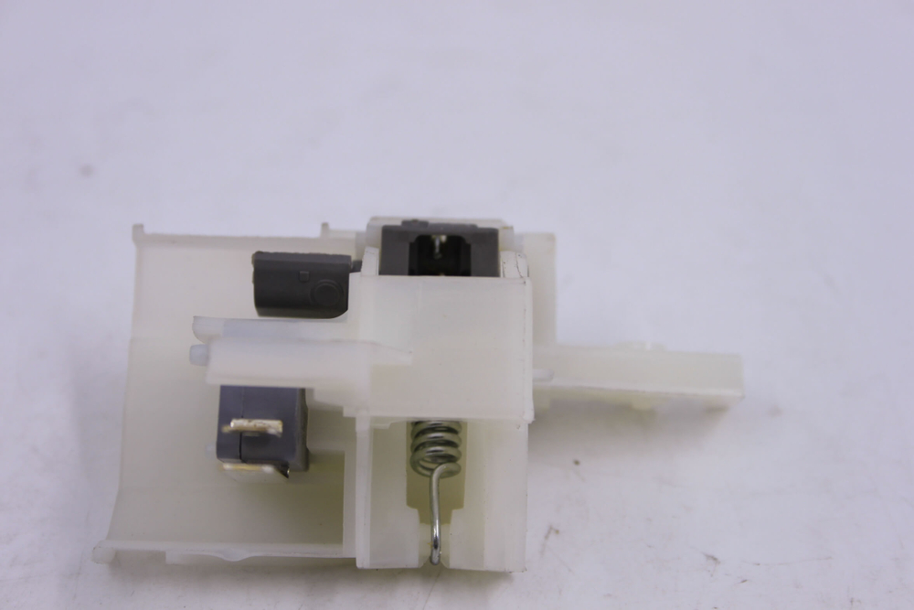 Замок дверцы посудомоечной машины посудомоечной машины Beko 1750900400