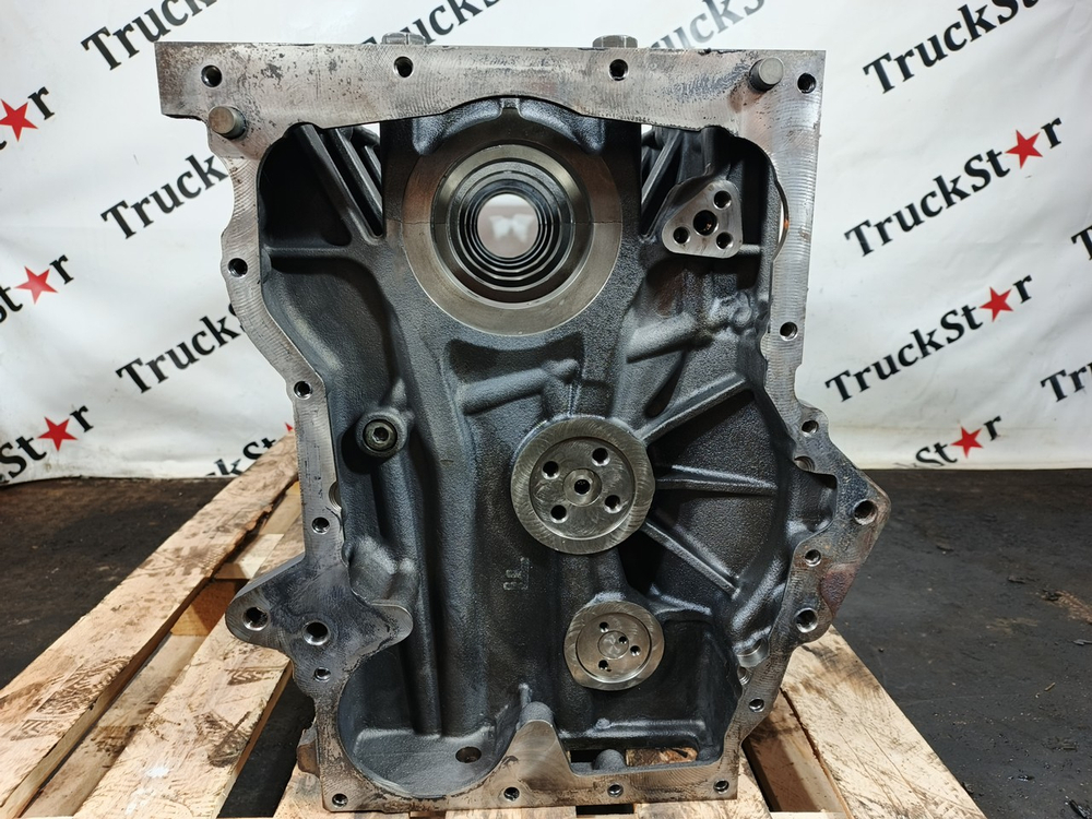 Блок цилиндров двигателя D2676 2016г.