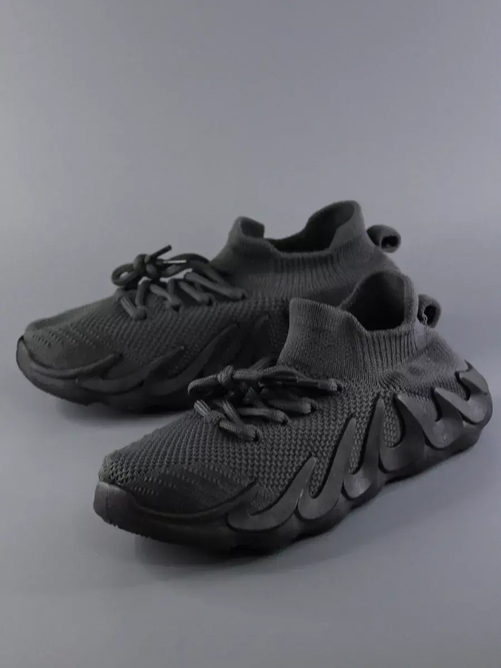 Кроссовки Изики детские - Yeezy boost- темно-серые