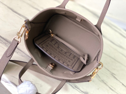 Louis Vuitton Neverfull Bandouliere Inside Out BB
