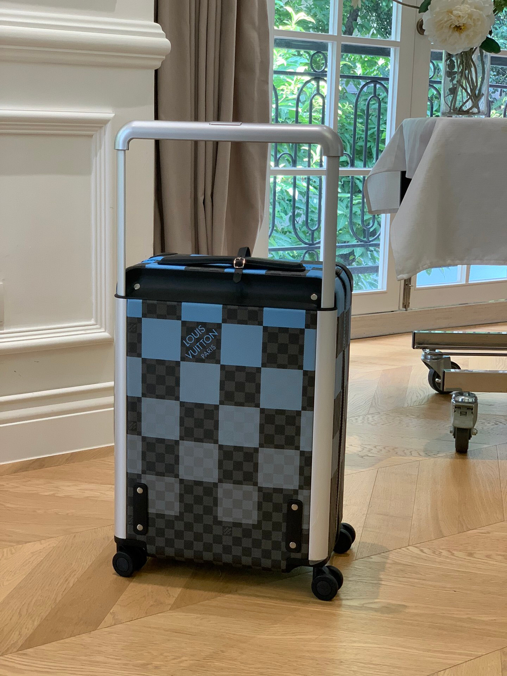 Louis Vuitton Horizon 55