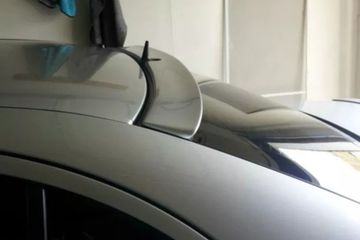 Козырек заднего стекла V.1 глянцево - черный для Mercedes E class W211 2002-2009 Sedan