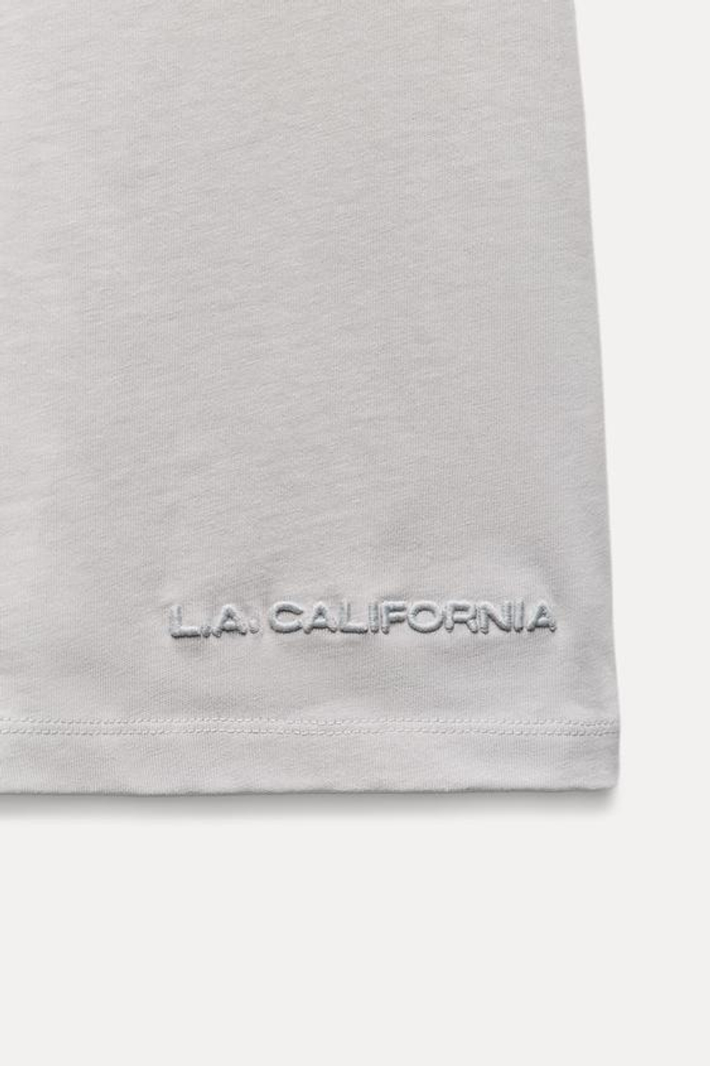 ZARA ТОП В МИНИМАЛИСТСКОМ СТИЛЕ С НАДПИСЬЮ, СВЕТЛО-СЕРЫЙ