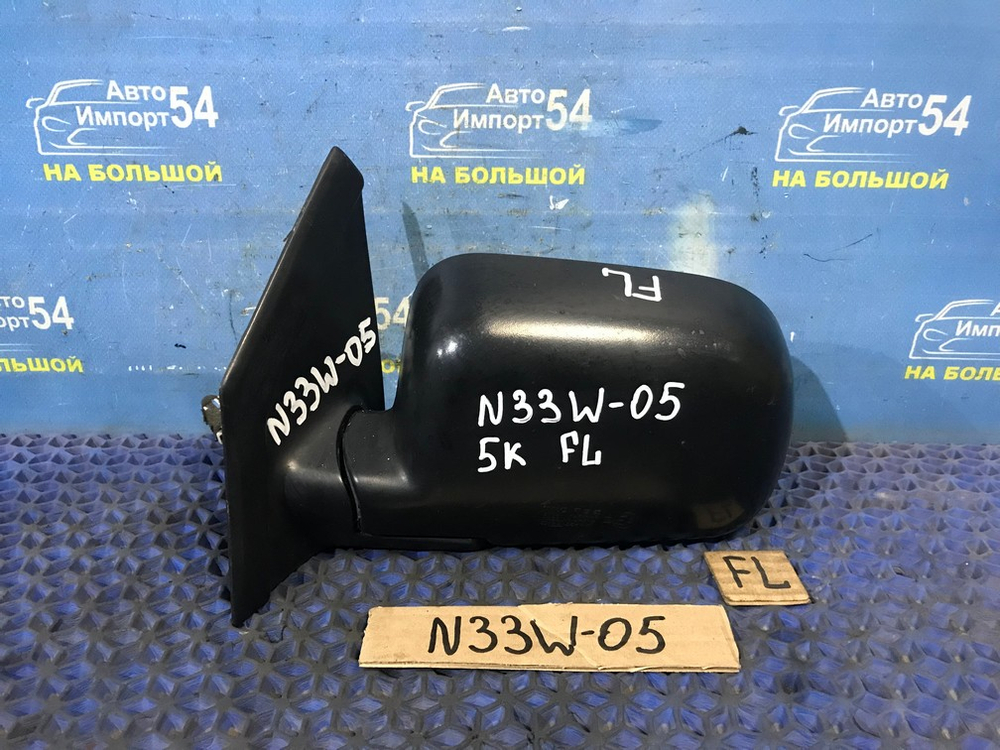 Зеркало левое MITSUBISHI CHARIOT 1995