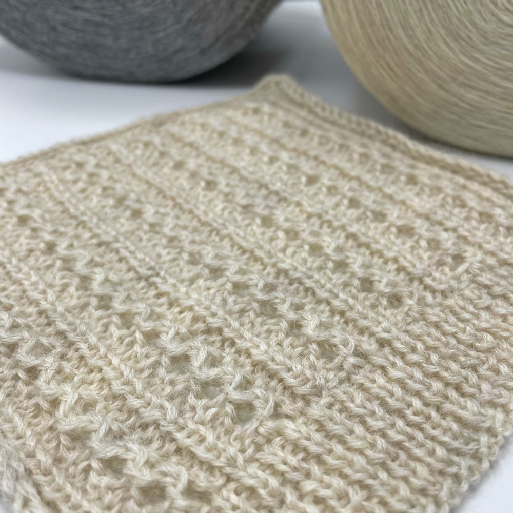 Пряжа для вязания Schoeller 100% меринос экстрафайн  (300 гр на конусе)