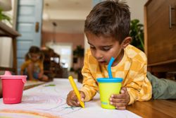 Детский стакан одностенный Klean Kanteen Kid Cup Straw Lid 10oz (296 мл) Juicy Pear с трубочкой